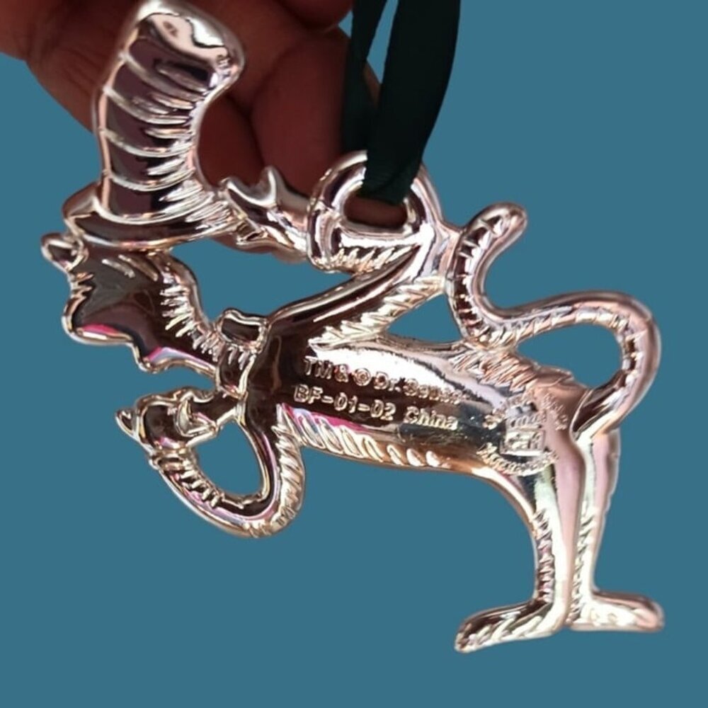 Lot of 2 dr.seuss cat in the hat silver & gold plated christmas ornaments - Picture 4 of 6